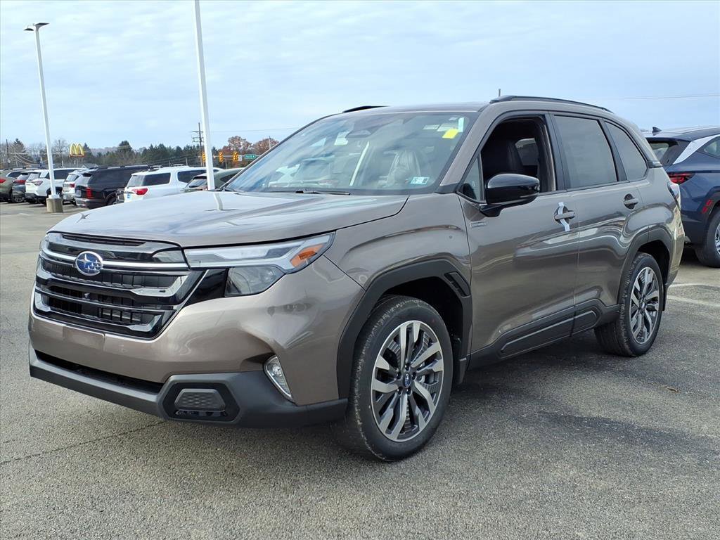 2025 Subaru Forester Touring photo 2