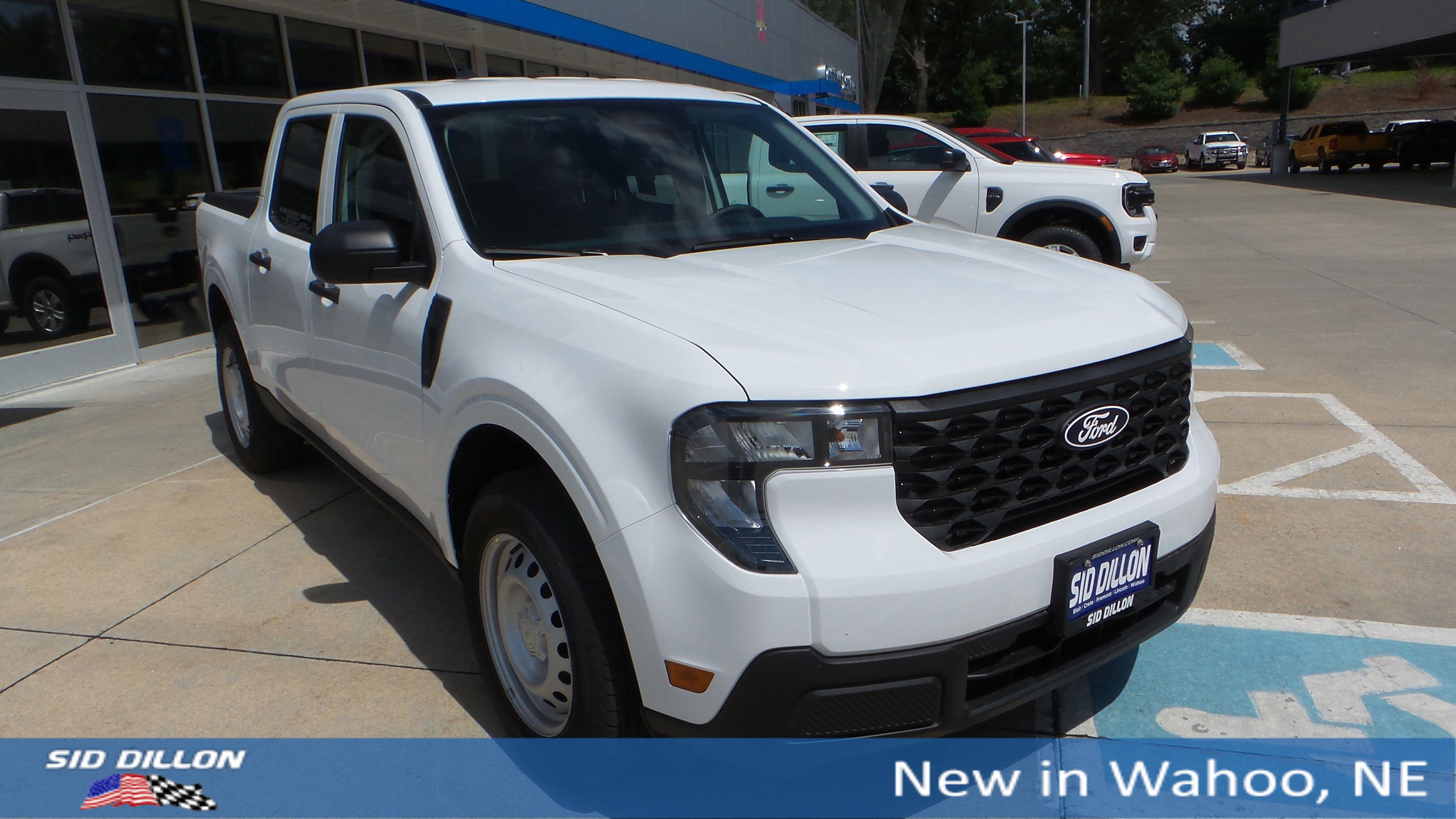 2025 Ford Maverick XL photo 5