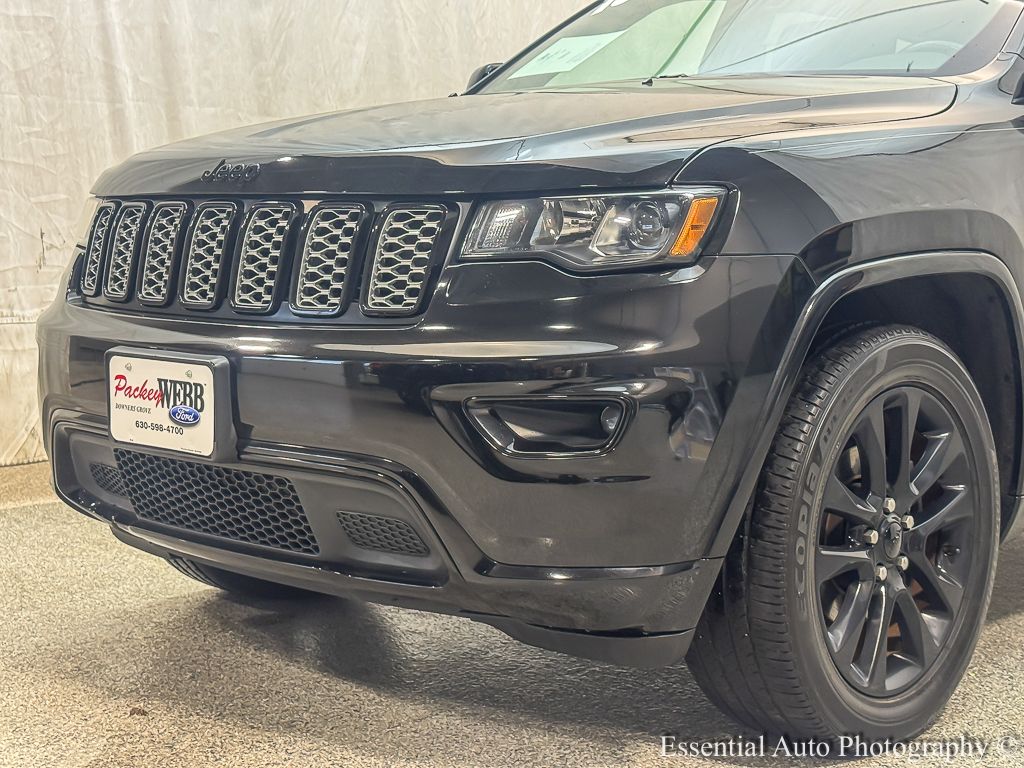 2018 JEEP GRAND CHEROKEE - Image 4