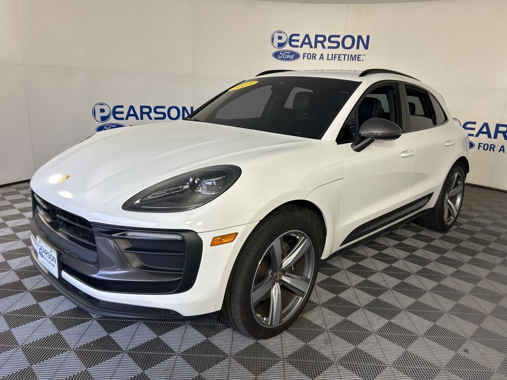 2023 Porsche Macan