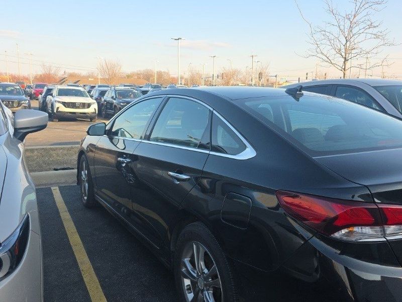 2018 HYUNDAI SONATA - Image 3