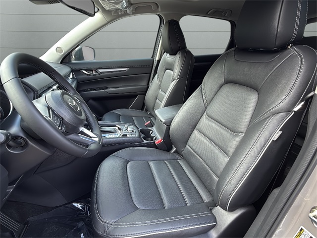 2025 Mazda CX-5 2.5 S Preferred photo 10