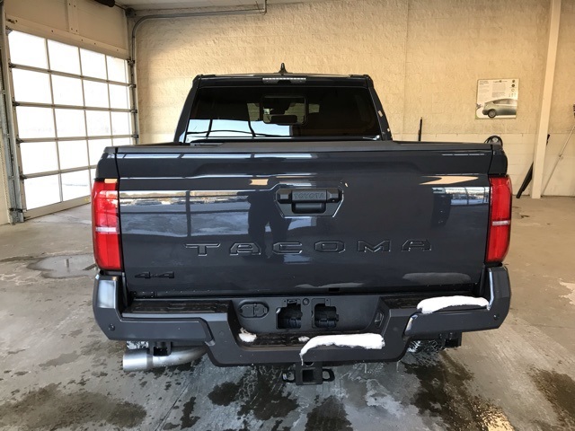 2025 Toyota Tacoma TRD Off-Road Double Cab photo 4