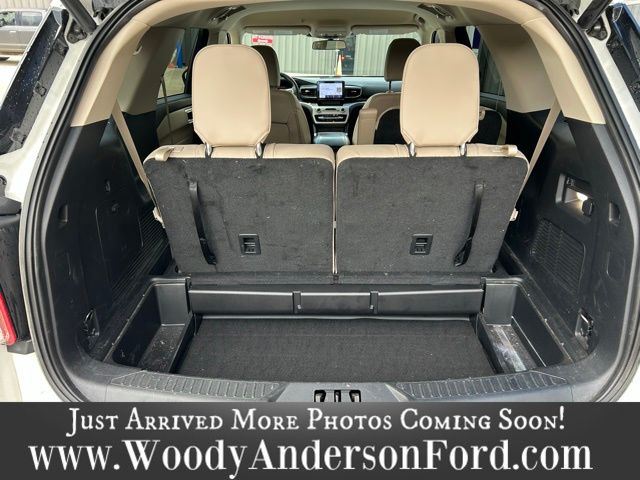 2022 Ford Explorer XLT photo 5