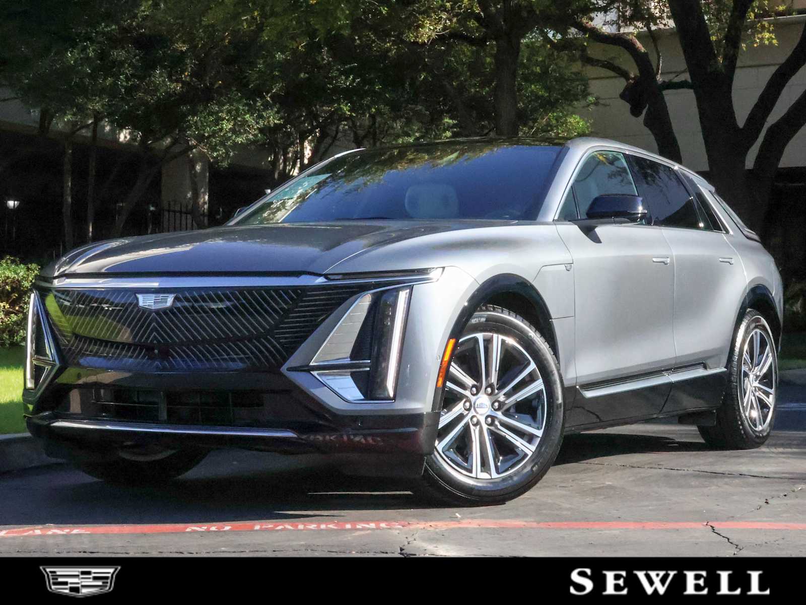 2023 Cadillac LYRIQ Luxury's photo