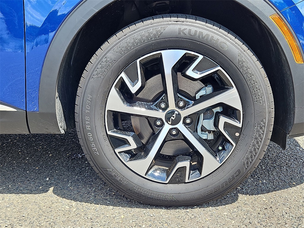 2025 Kia Sportage EX photo 9