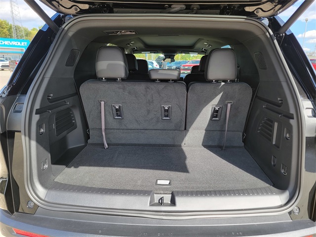 2025 Chevrolet Traverse photo 38