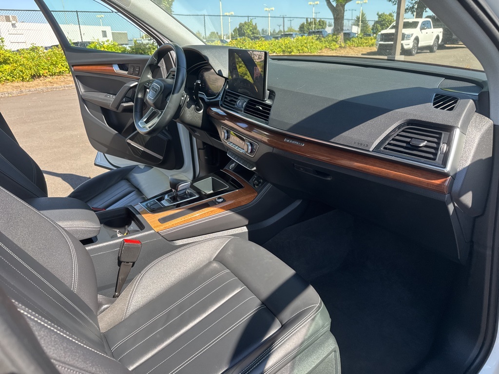 2023 Audi Q5 45 S line Premium photo 36