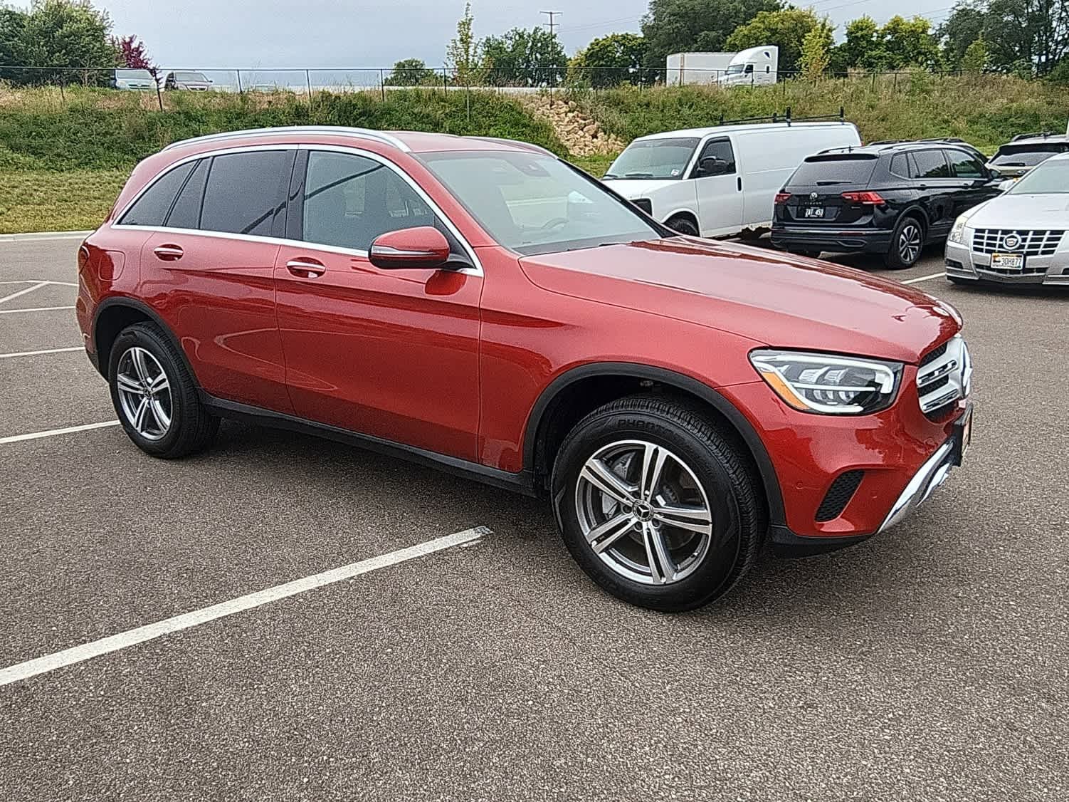 2022 Mercedes Benz GLC 300 4MATIC photo 2