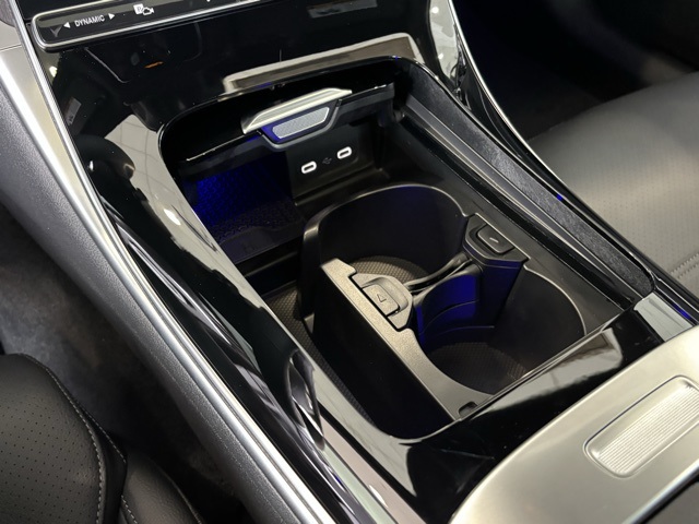 2025 Mercedes Benz C 300 photo 16