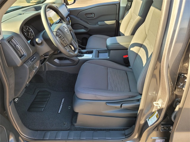 2026 Nissan Frontier S photo 10