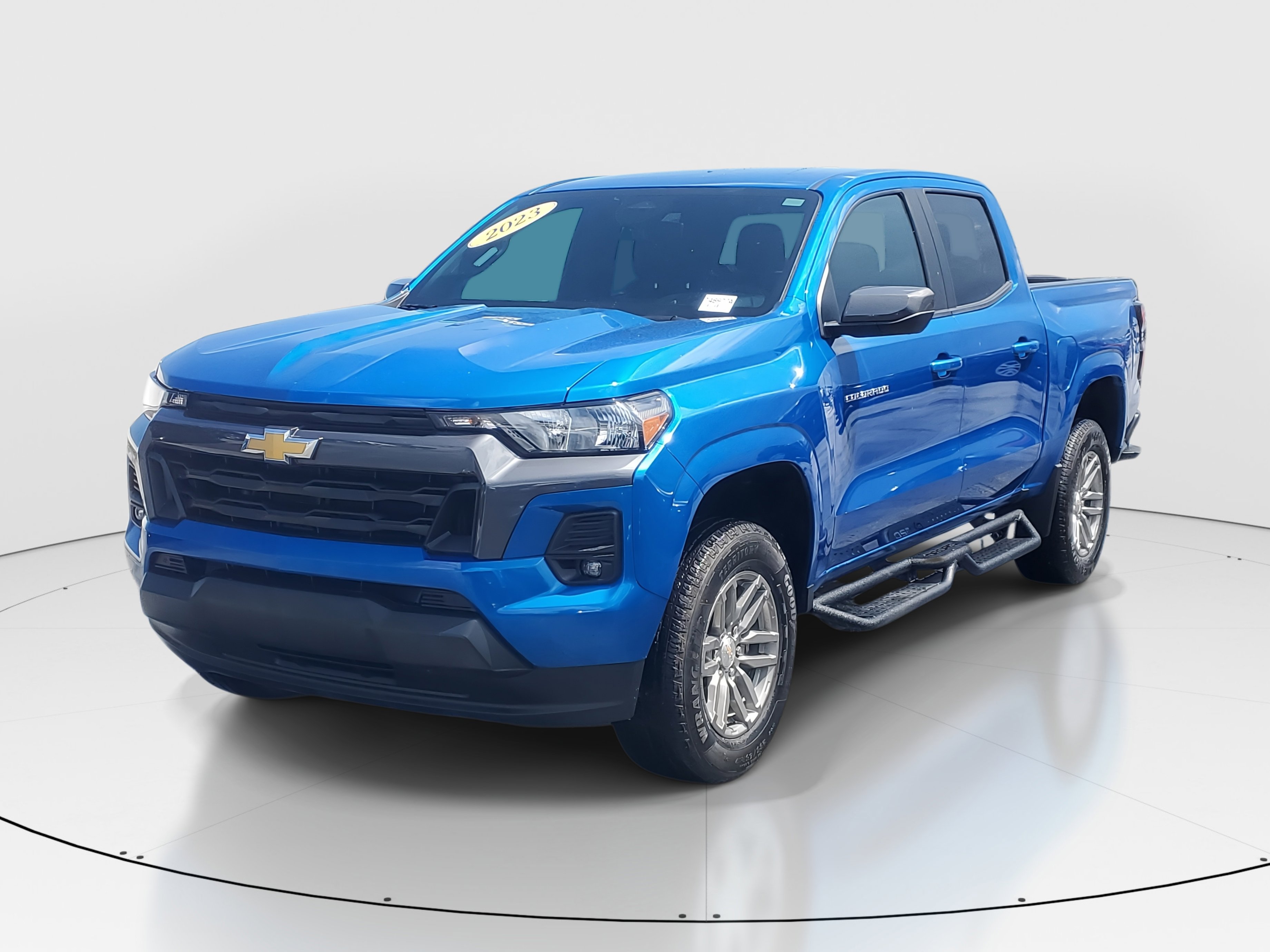 2023 Chevrolet Colorado LT photo 4