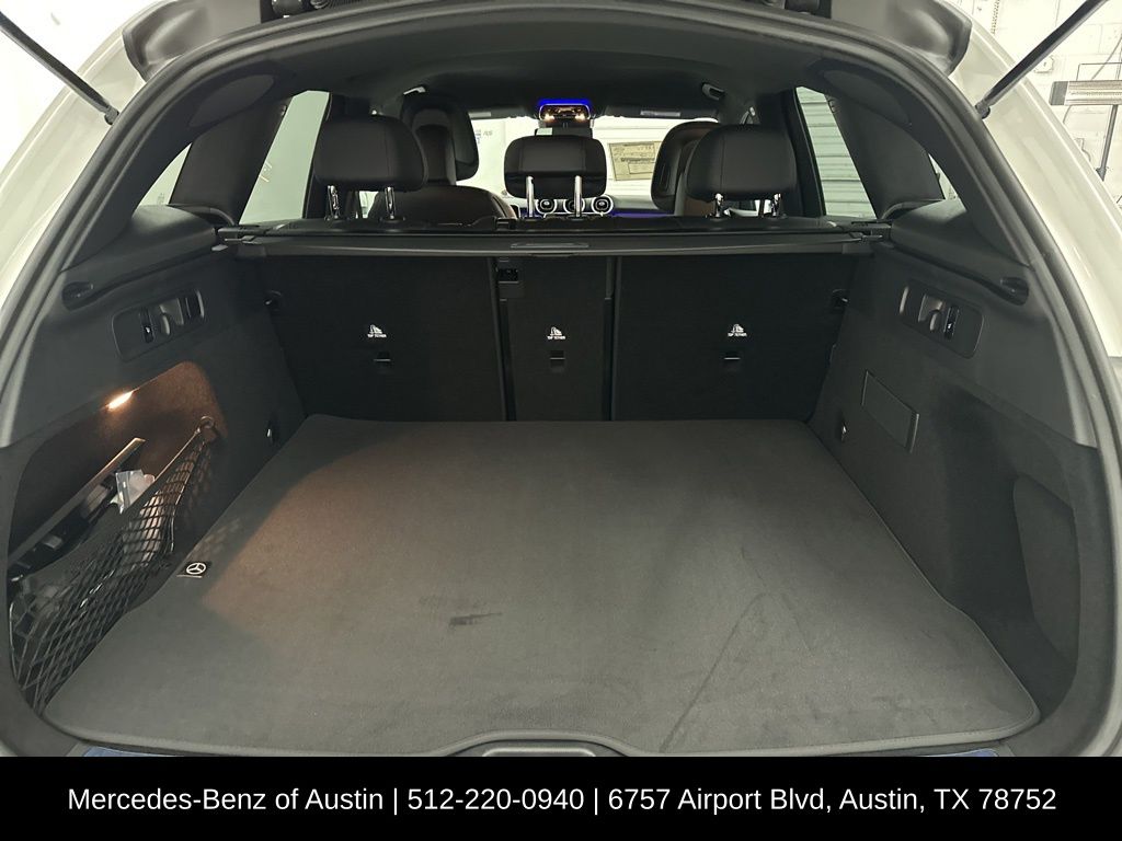 2025 Mercedes Benz GLC 300 photo 19