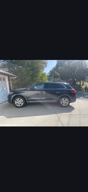 Used 2016 Lincoln MKX Premiere with VIN 2LMTJ6JR5GBL79290 for sale in Oxnard, CA