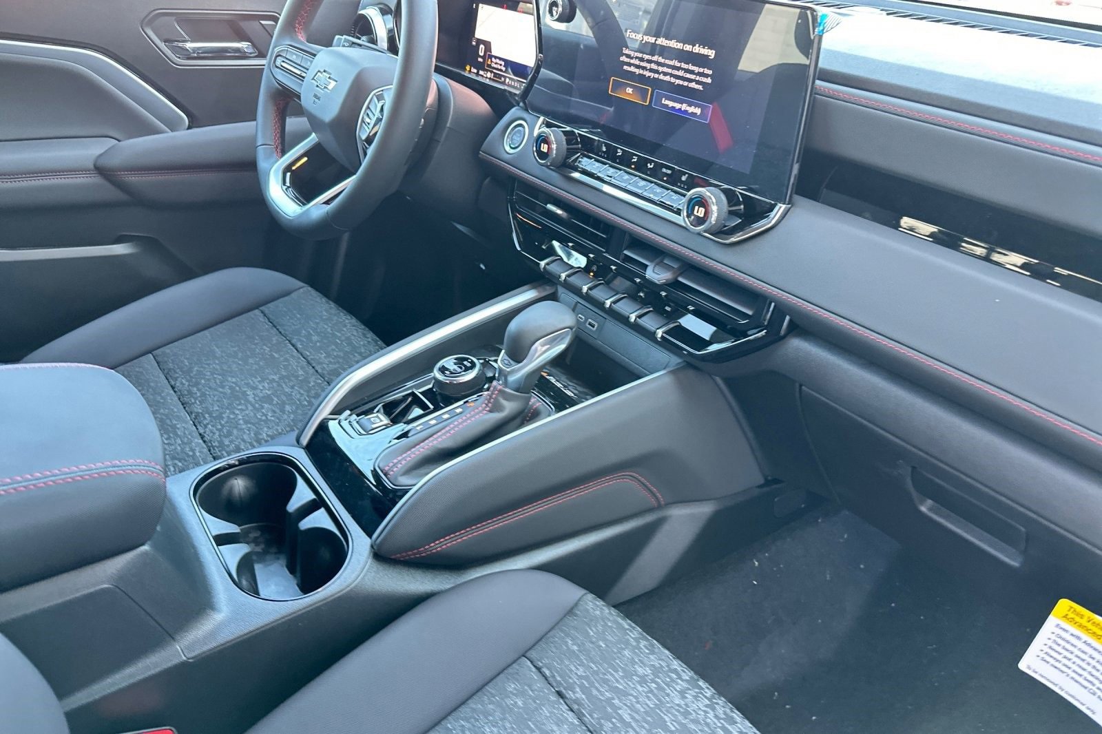 2025 Chevrolet Colorado Z71 photo 17