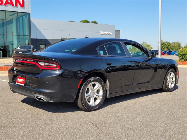 2019 Dodge Charger SXT photo 3