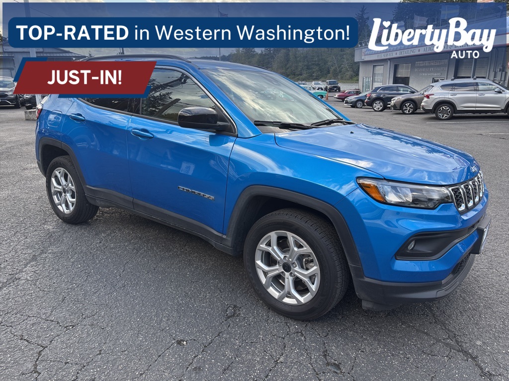 2025 Jeep Compass Latitude photo 3