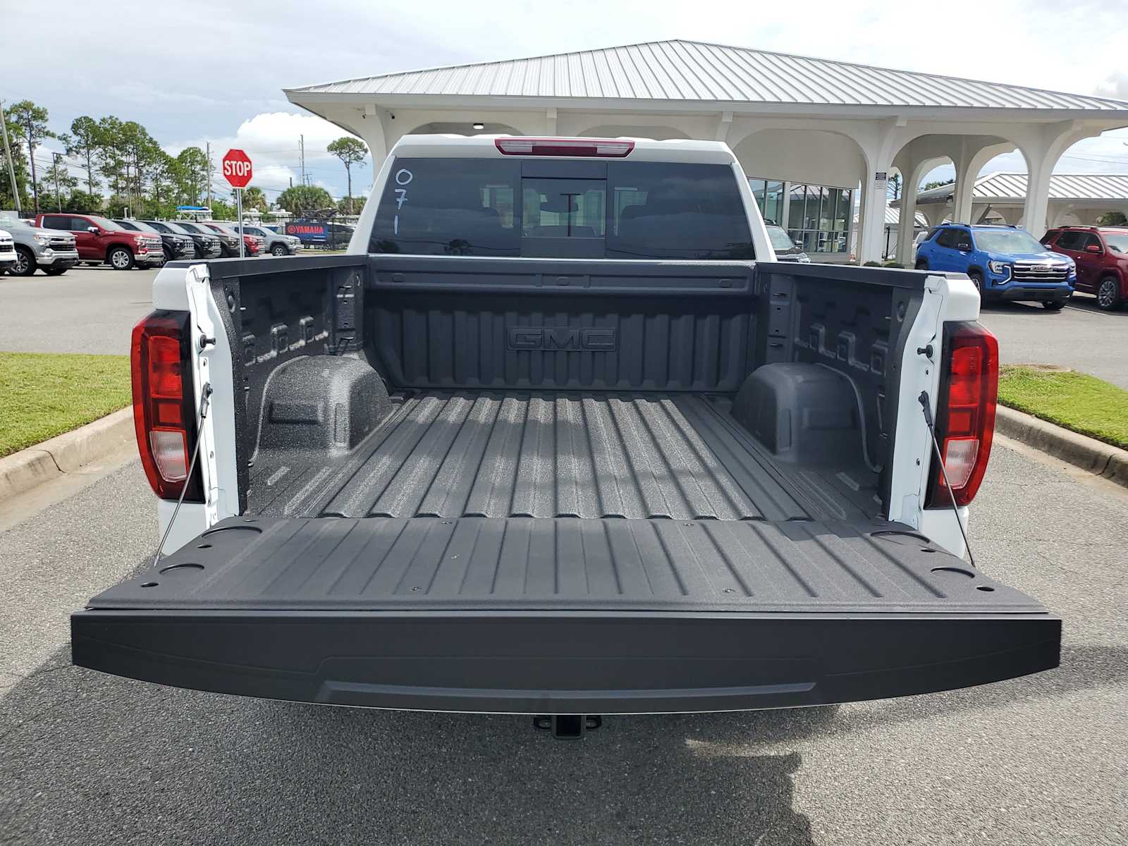 2026 Gmc Sierra Elevation photo 5
