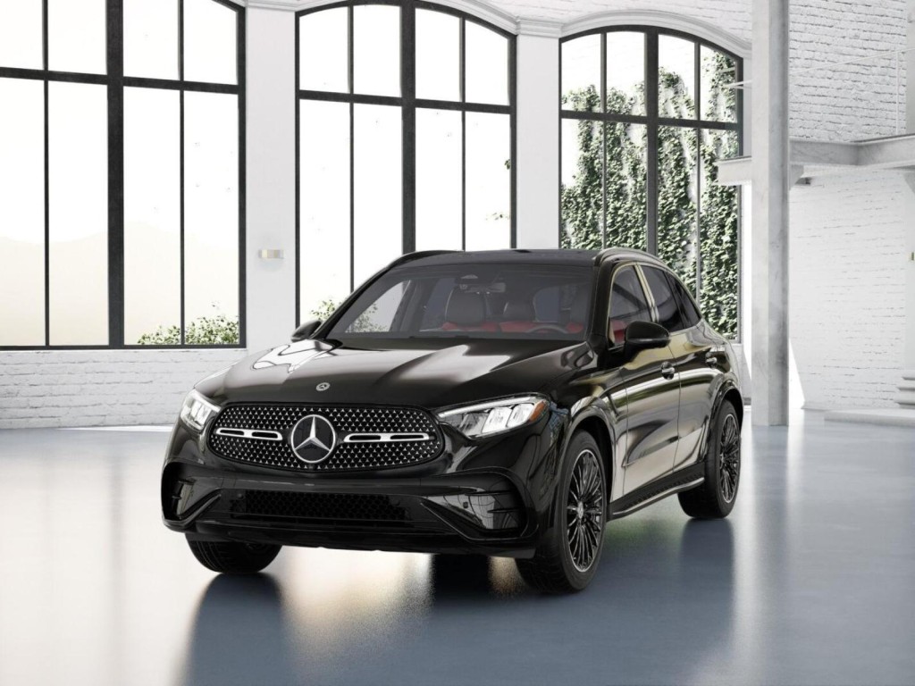 2026 Mercedes Benz GLC 300 photo 39