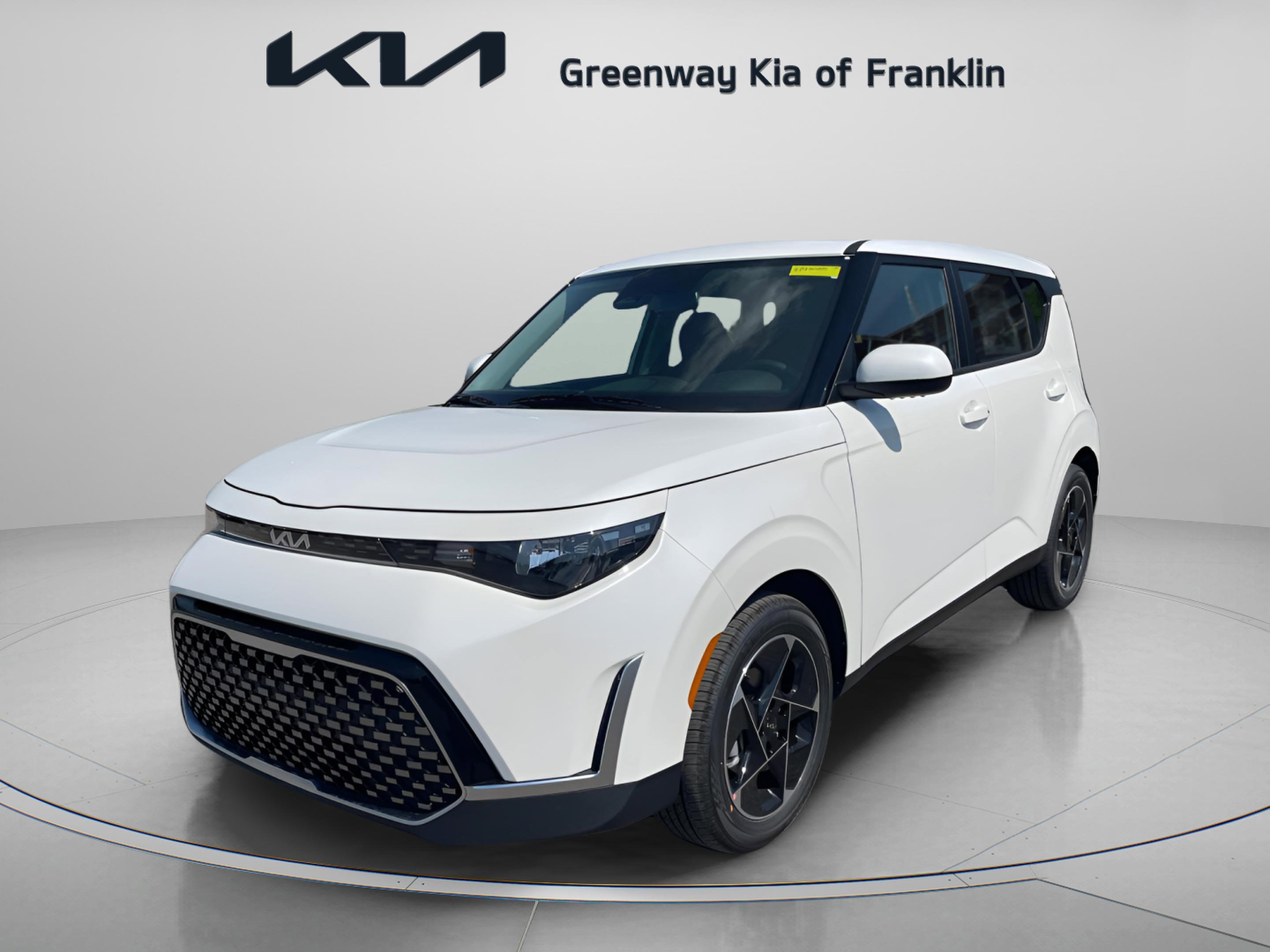 2025 Kia Soul EX photo 3
