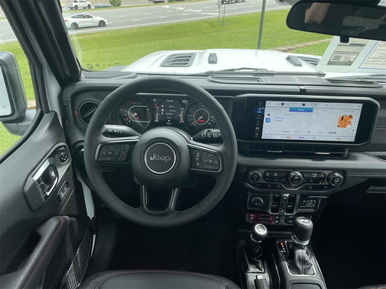 2025 Jeep Wrangler Rubicon photo 10