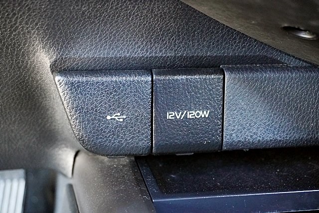 2023 Toyota Camry LE photo 28