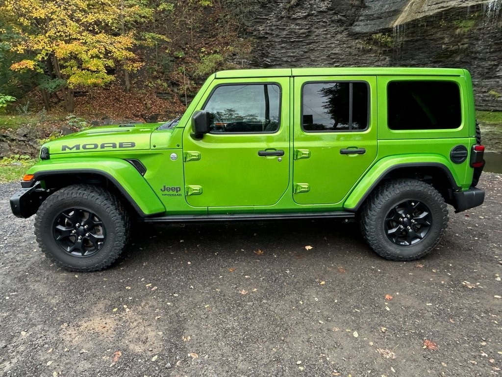 2019 Jeep Wrangler Unlimited Moab photo 2