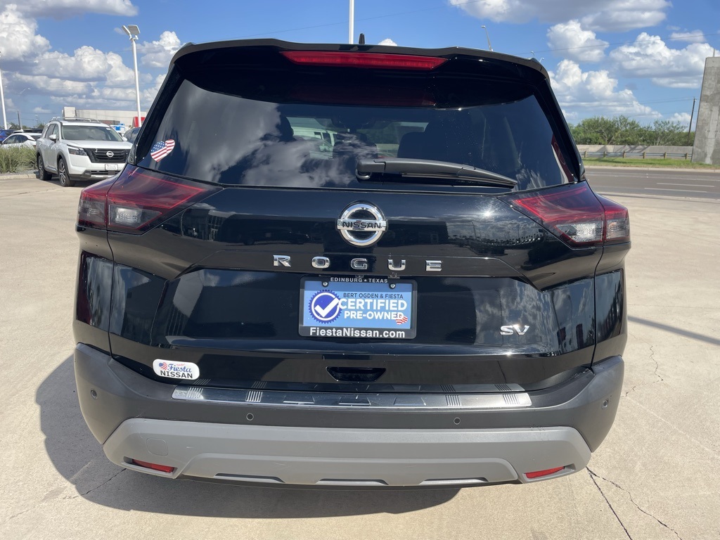 2021 Nissan Rogue SV photo 4