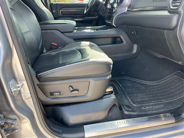 2021 Ram 3500 Limited photo 10