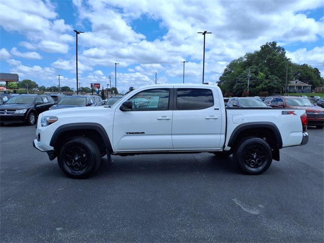 2023 Toyota Tacoma SR5 photo 3