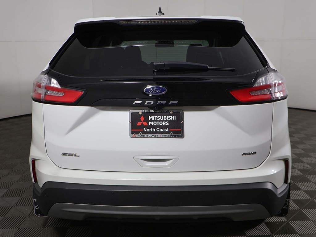 2022 Ford Edge SEL photo 11