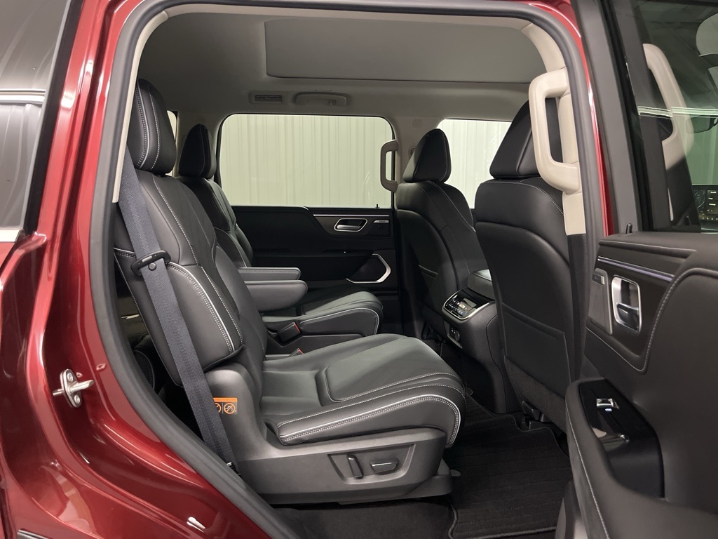 2025 Infiniti QX80 Luxe photo 27