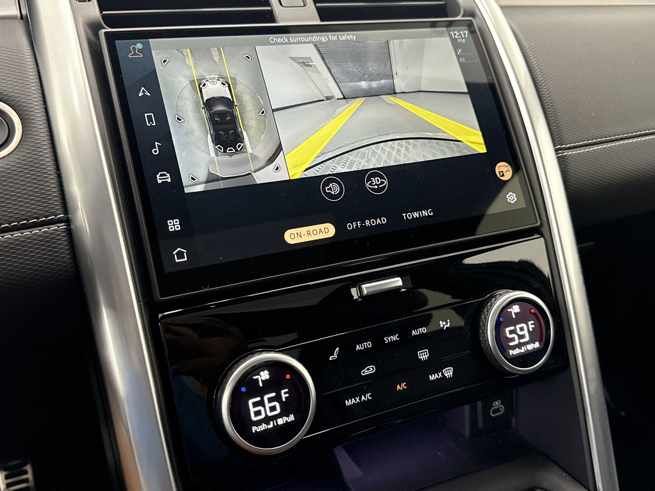 2024 Land Rover Discovery SE photo 24