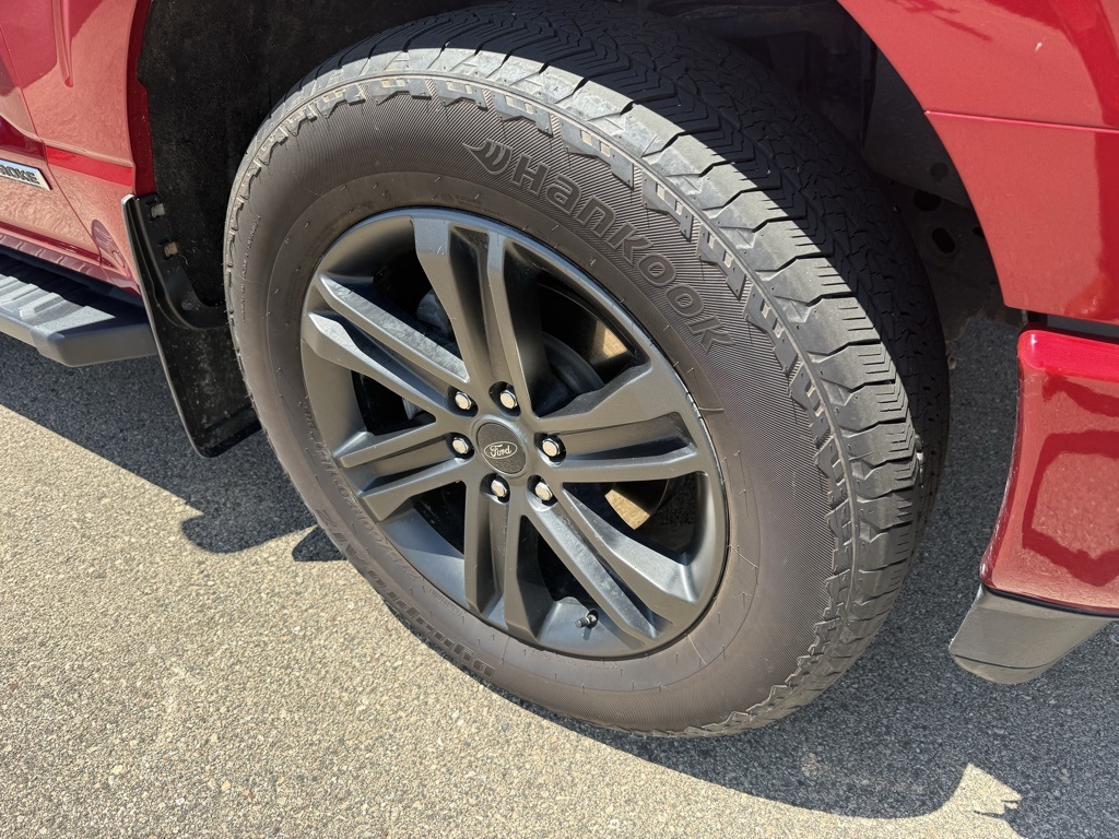 2021 Ford F-150 XLT photo 3