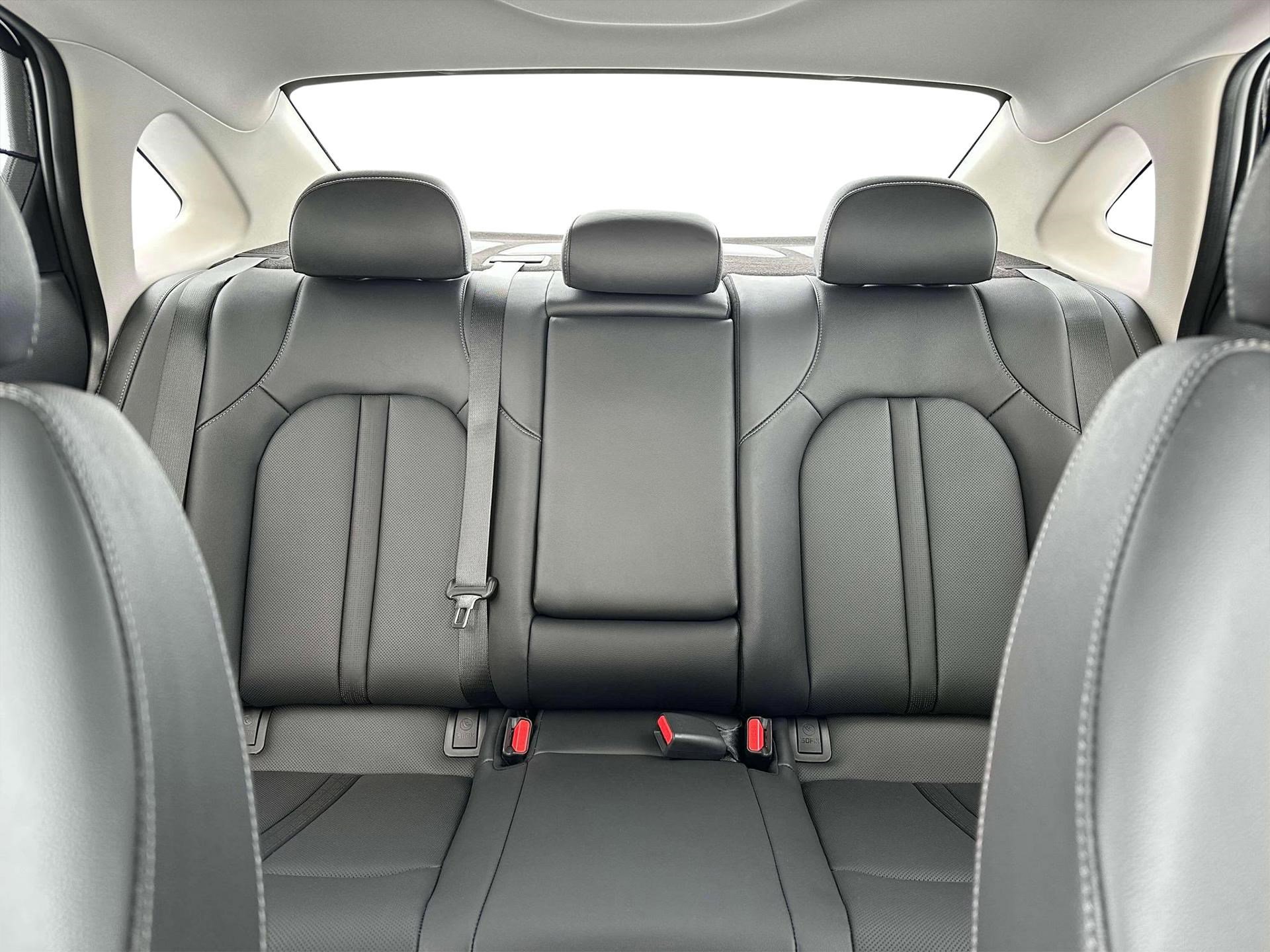 2025 Hyundai Sonata Hybrid Limited photo 16