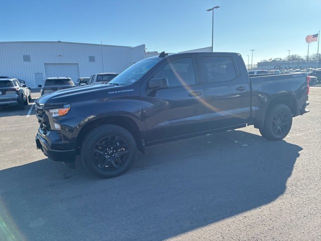 Used 2022 Chevrolet Silverado 1500 Custom with VIN 3GCPDBEK2NG637239 for sale in Kansas City