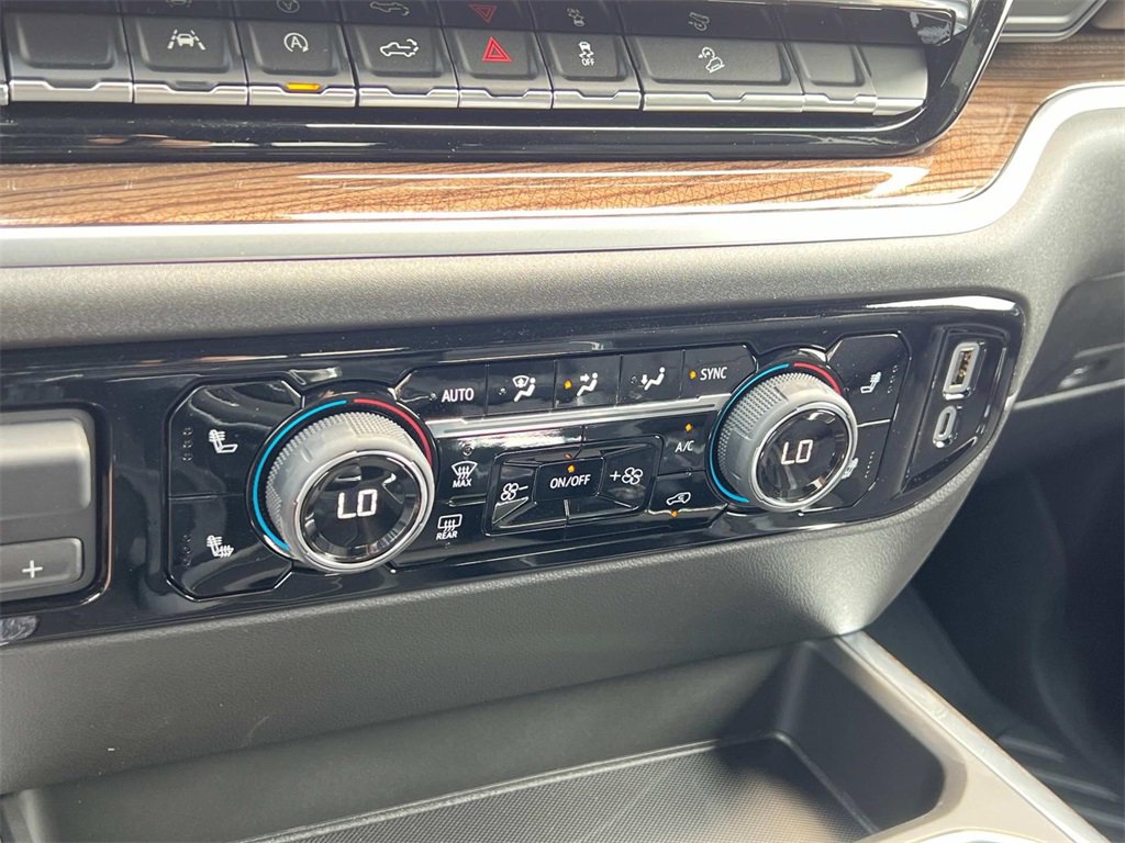 2026 Chevrolet Silverado 1500 LT photo 17