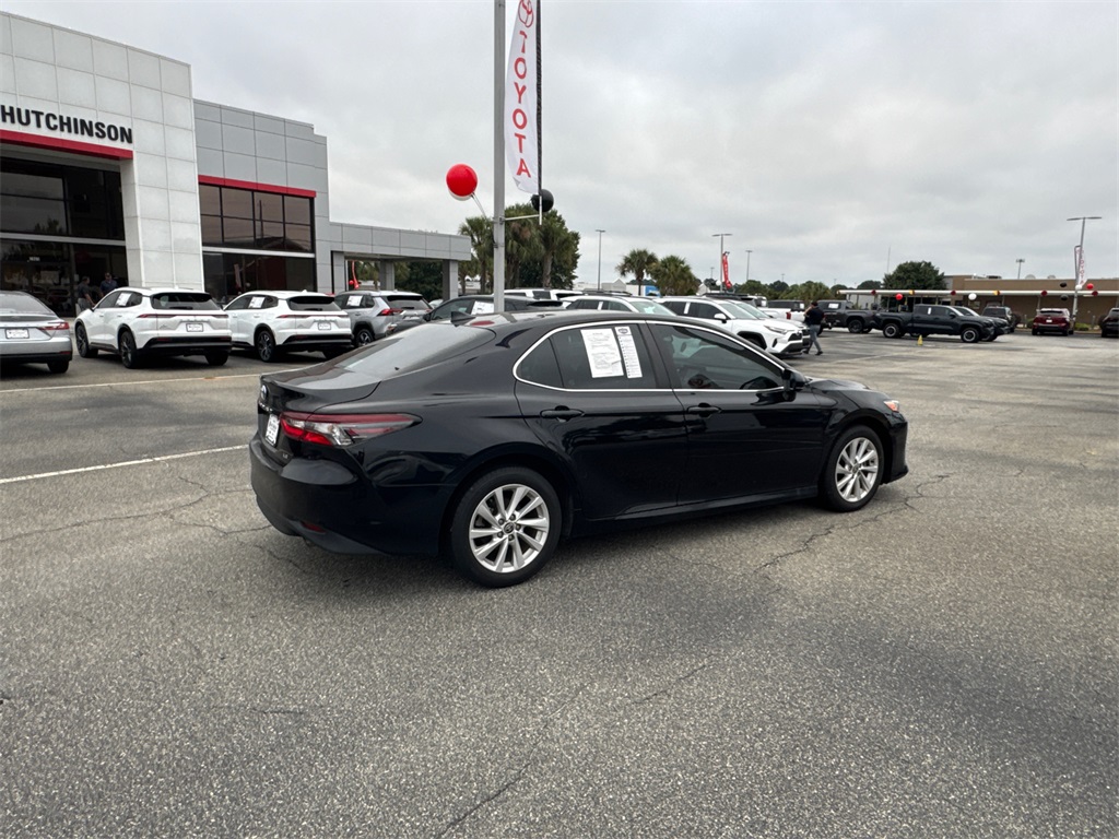 2024 Toyota Camry LE photo 3