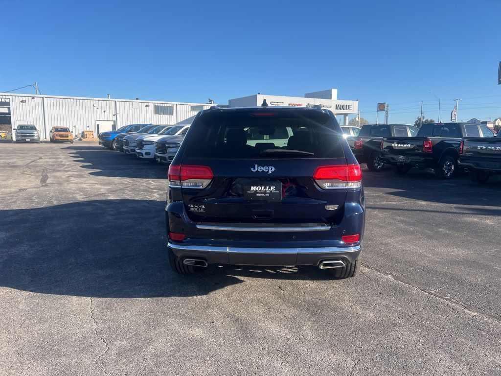 2017 Jeep Grand Cherokee Summit photo 3