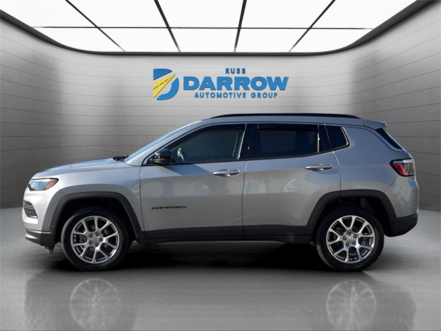 2022 Jeep Compass Latitude Lux Altitude photo 2