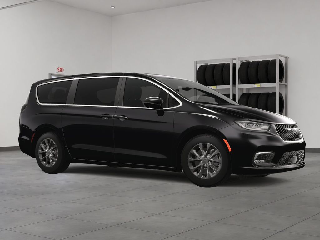 2025 Chrysler Pacifica photo 7