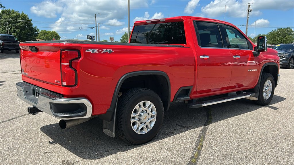2024 Chevrolet Silverado 2500HD LTZ photo 3