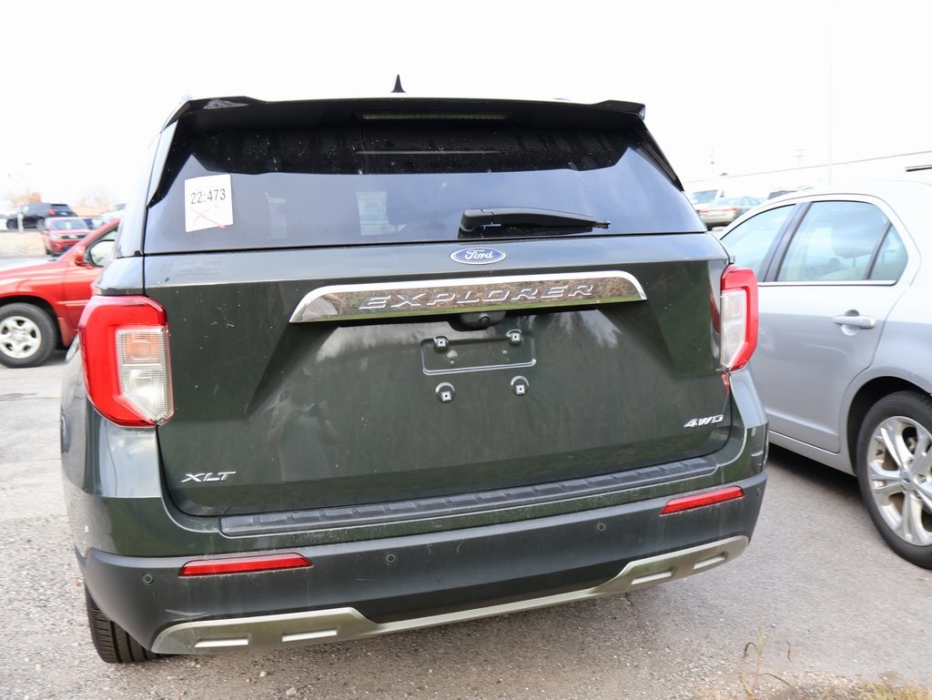 2023 Ford Explorer XLT photo 2