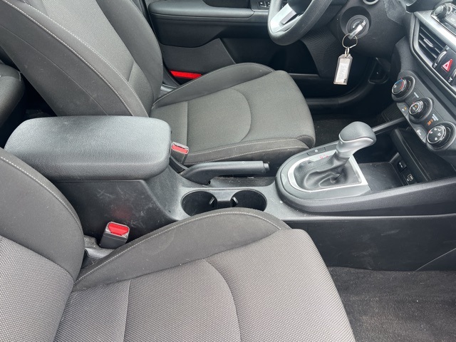 2024 Kia Forte LXS photo 8