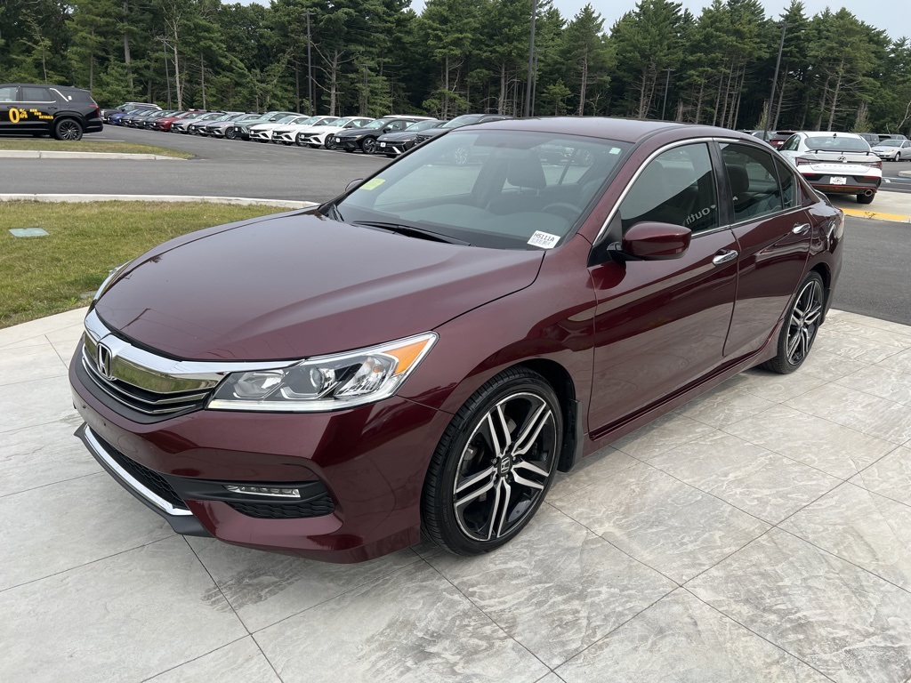 2017 Honda Accord Sport photo 3