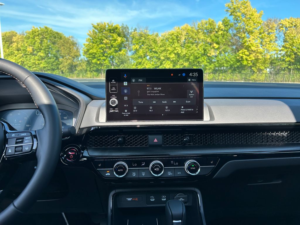 2026 Honda CR-V Hybrid Sport Touring photo 14