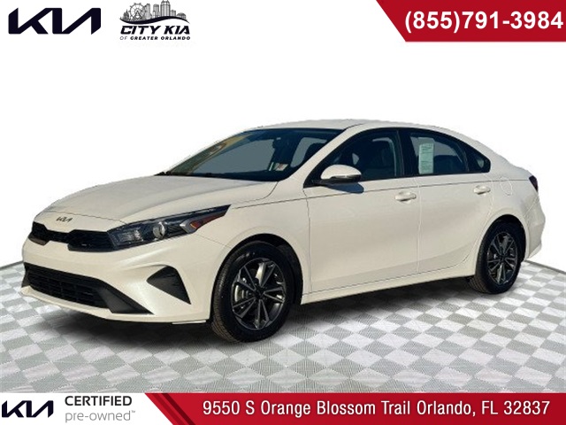 2023 Kia Forte LXS's photo