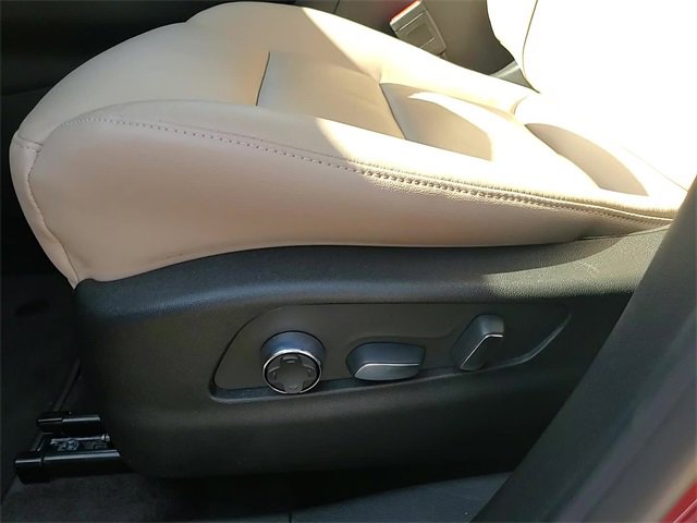 2024 Cadillac XT4 Premium Luxury photo 11