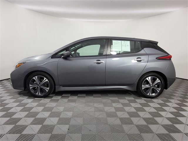 2020 Nissan Leaf SV photo 2