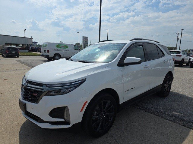 2022 Chevrolet Equinox RS photo 3